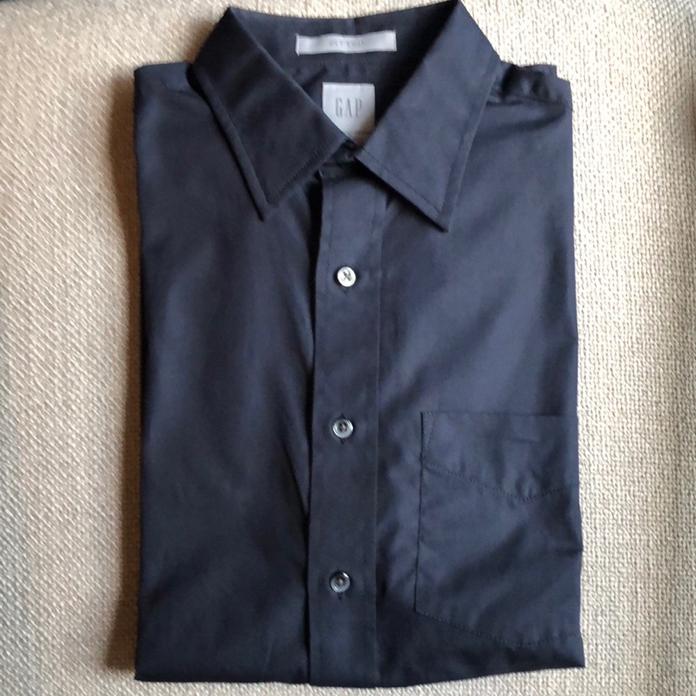 Gap Long Sleeve Poplin Dress Shirt